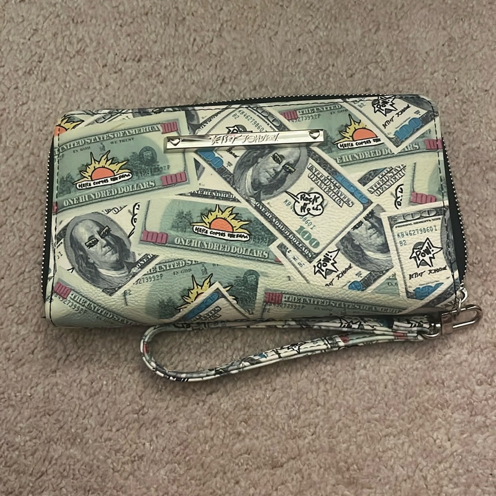 Betsy Johnson Wristlet